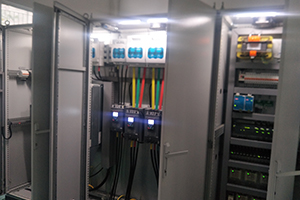 軍工試驗(yàn)站控制柜